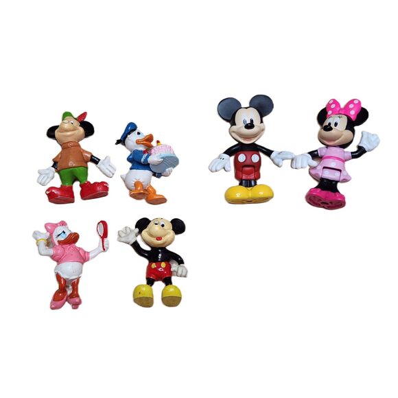 Disney Mickey Mouse & Friends Mini Figurines – Toy Bundle – Classic Characters - Picture 1 of 6